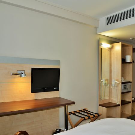 Rh Hotel Pretoria-Noord エクステリア 写真