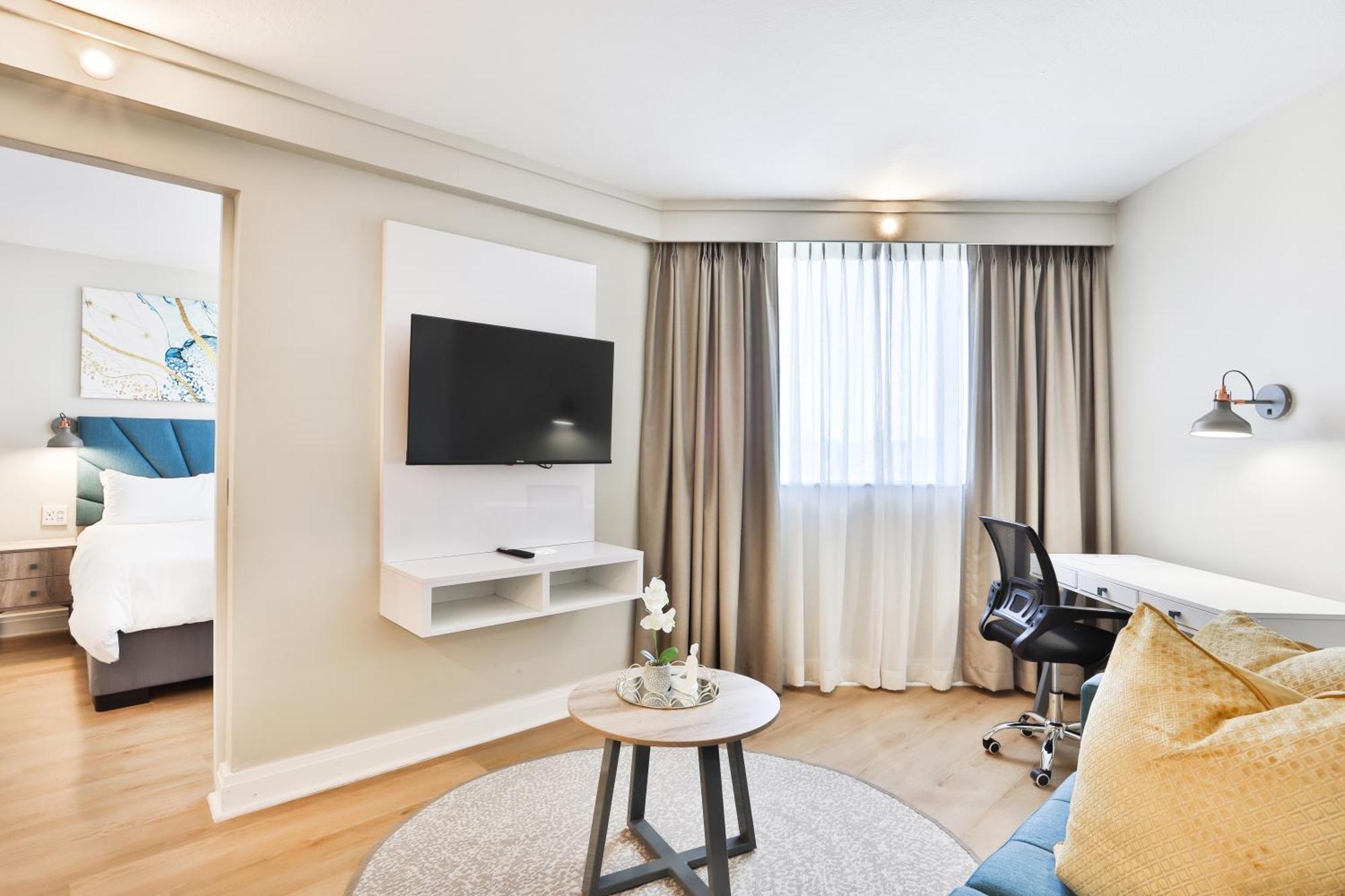 Rh Hotel Pretoria-Noord エクステリア 写真