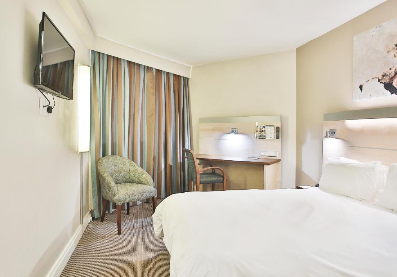 Rh Hotel Pretoria-Noord エクステリア 写真